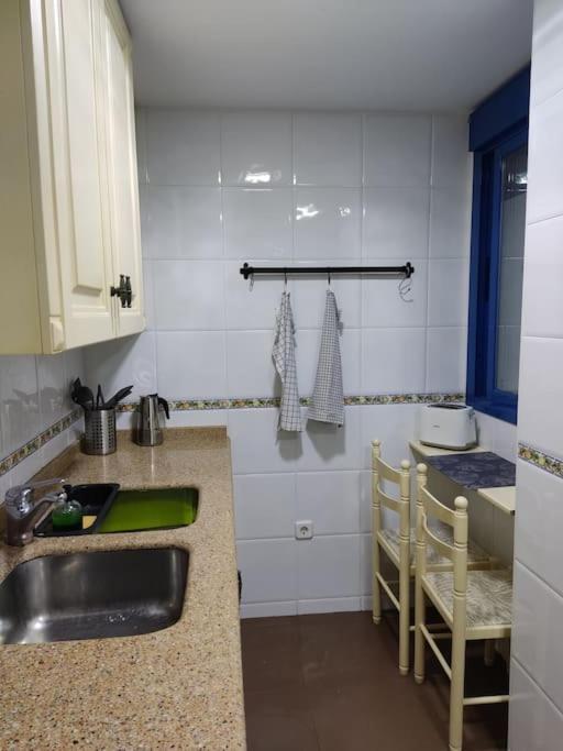 Ayala Beach Apartment Малага Экстерьер фото