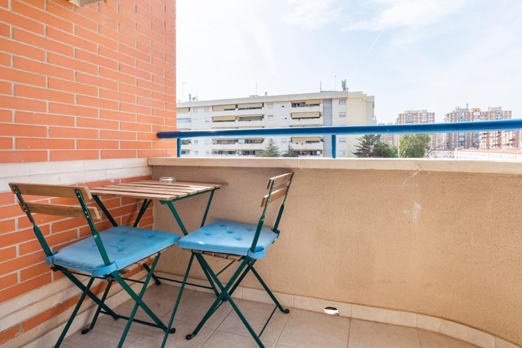 Ayala Beach Apartment Малага Экстерьер фото